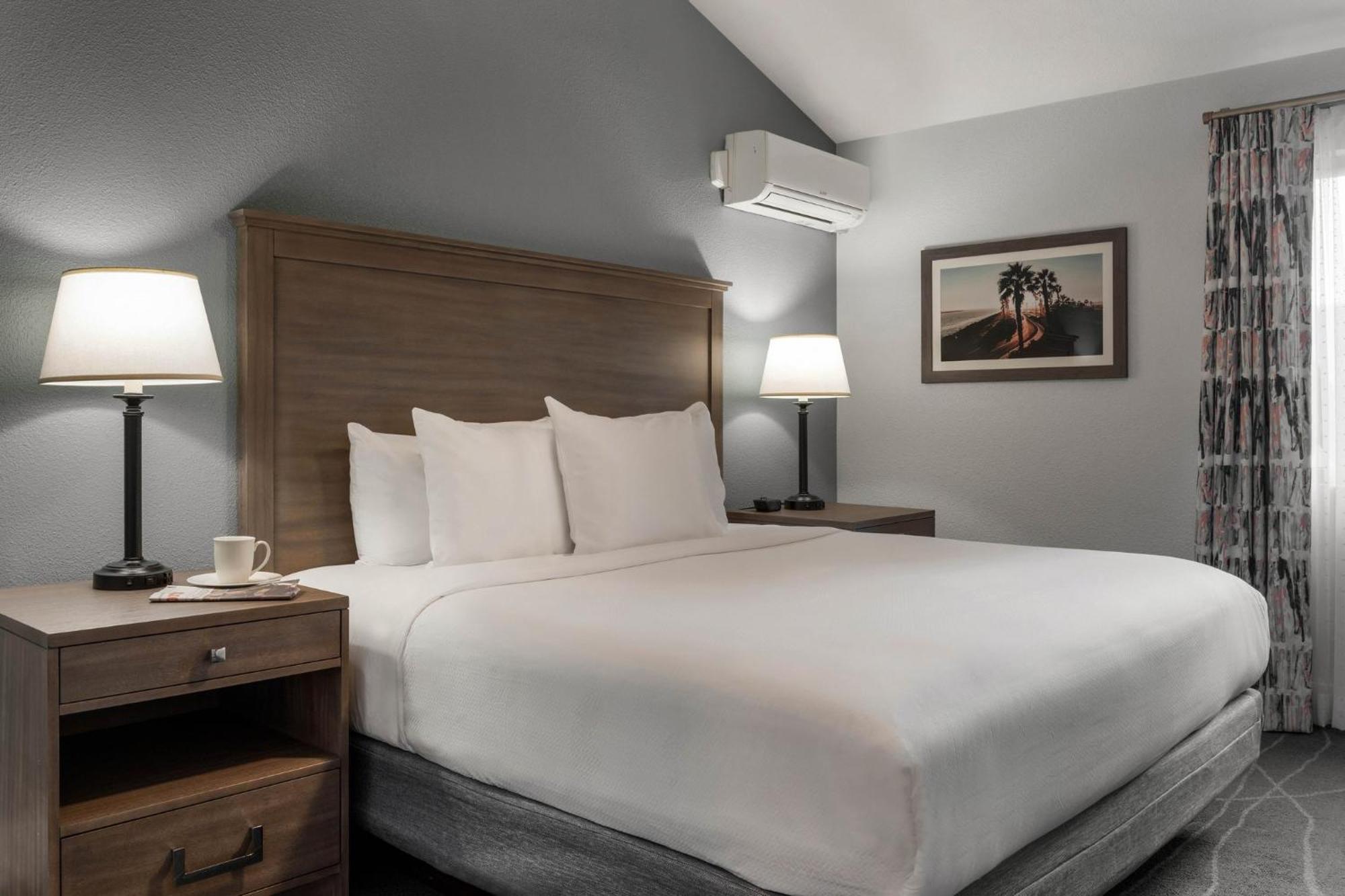 Hotel Club Wyndham Dolphin'S Cove à Anaheim Extérieur photo