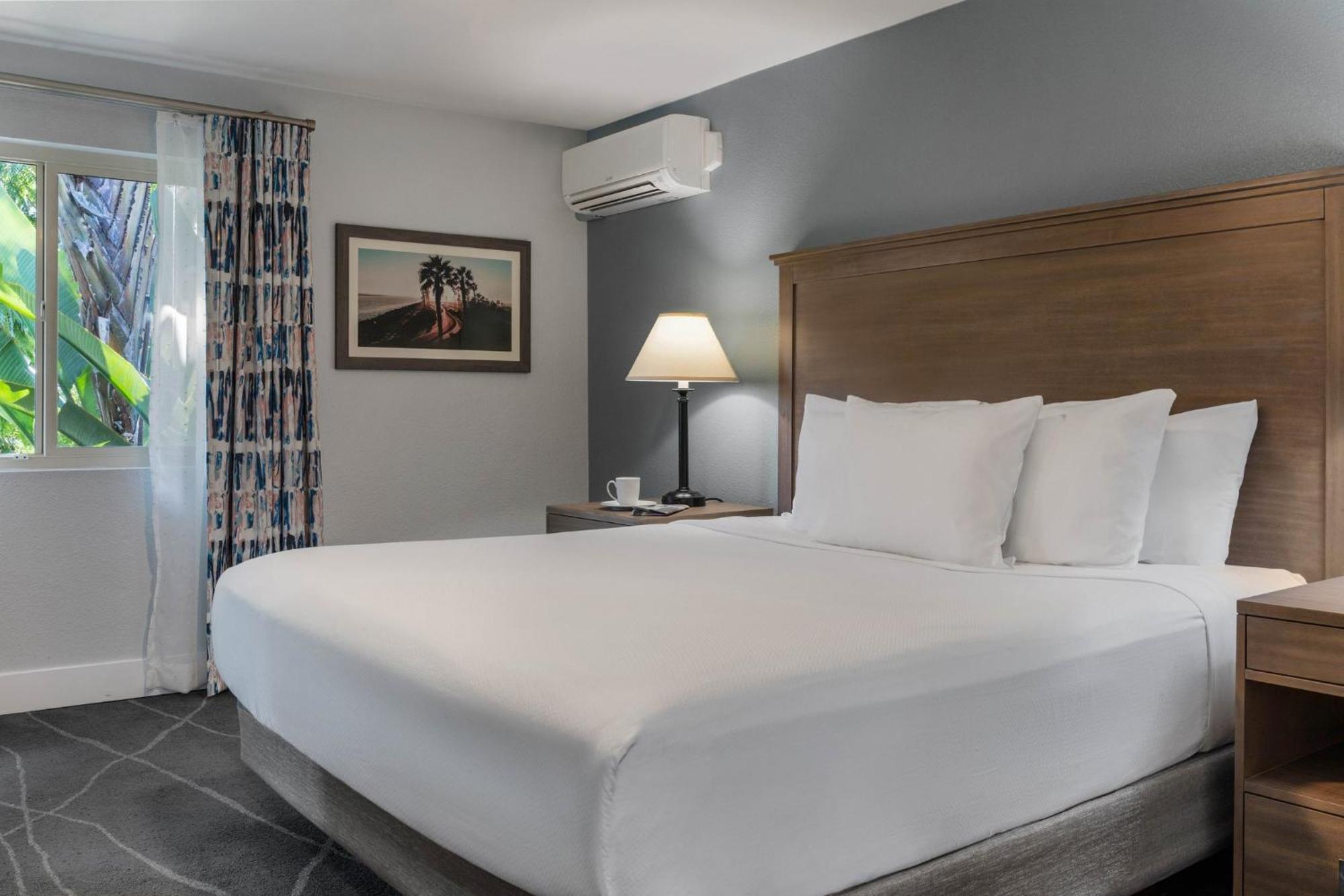 Hotel Club Wyndham Dolphin'S Cove à Anaheim Extérieur photo