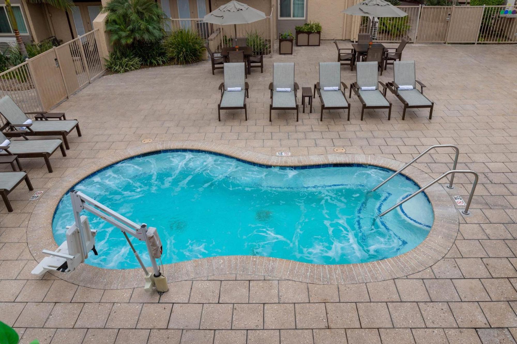 Hotel Club Wyndham Dolphin'S Cove à Anaheim Extérieur photo